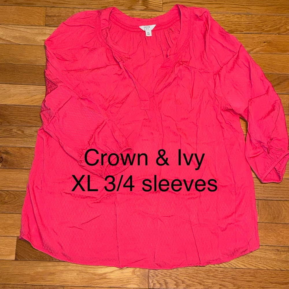 Crown & Ivy Women's Pink 3/4 Sleeve Top